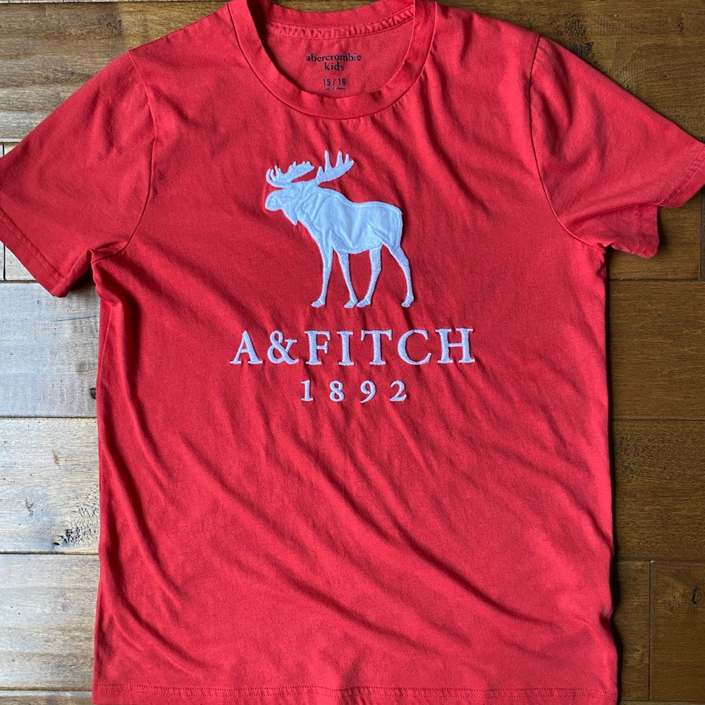 Abercrombie Kids Boys T-shirt - Red - size 15/16